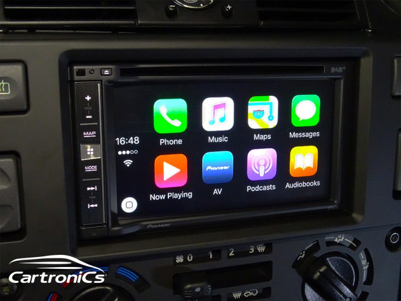 Land rover carplay